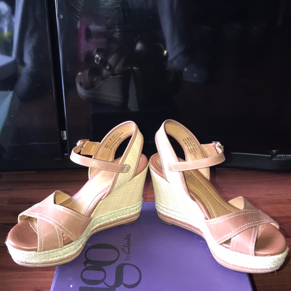 Clarks Indigo- cognac wedges